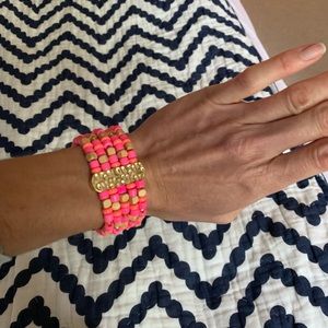 Lilly Pulitzer beaded bracelet hot pink natural